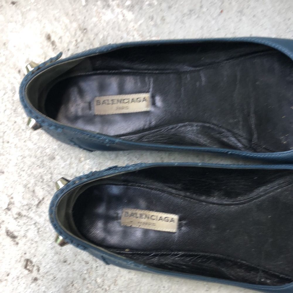 Balenciaga Arena silver stud flats - Picture 6 of 9